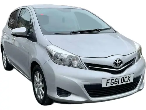 Toyota Yaris TR VVT-i CVT FG61 OCK