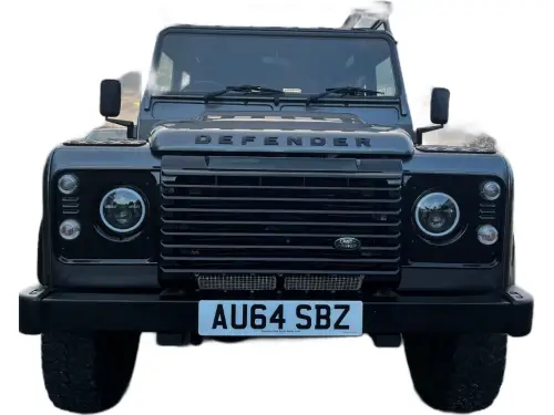 Land Rover Defender AU64 SBZ