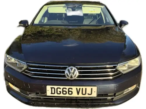 Volkswagen Passat SE Business TDI BMT S-A DG66 VUJ