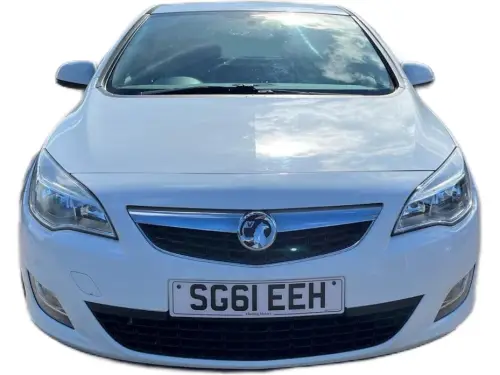 Vauxhall Astra SG61 EEH