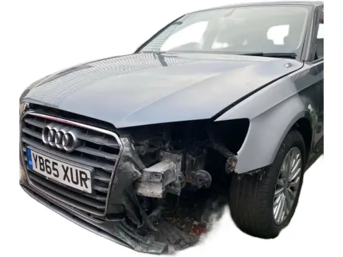 Audi A3 SE Technik TDI YB65 XUR