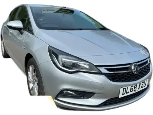 Vauxhall Astra DL68 XZU