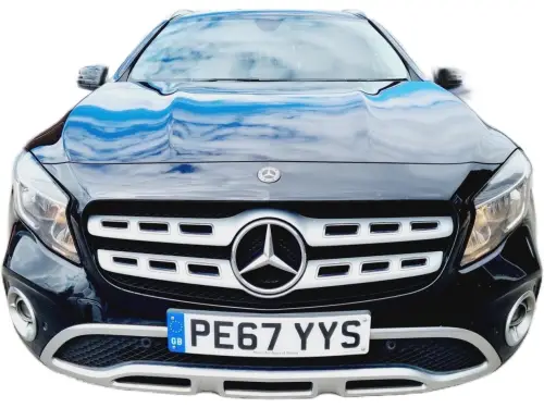 Mercedes-Benz GLA PE67 YYS