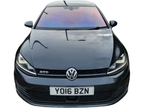 Volkswagen Golf YO16 BZN