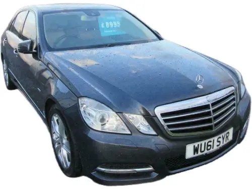 Mercedes-Benz E WU61 SYR