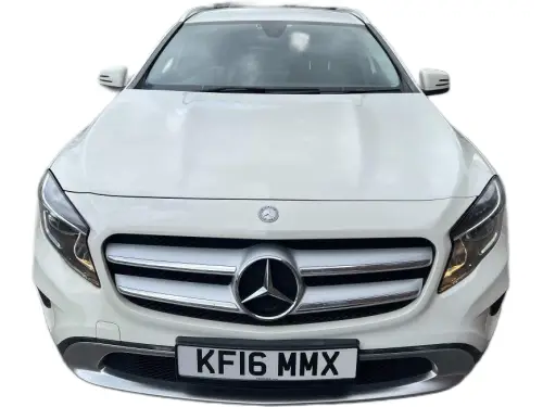 Mercedes-Benz GLA 200 D Sport KF16 MMX