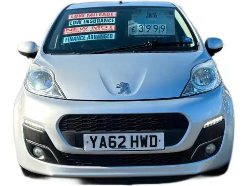 Peugeot 107 YA62 HWD