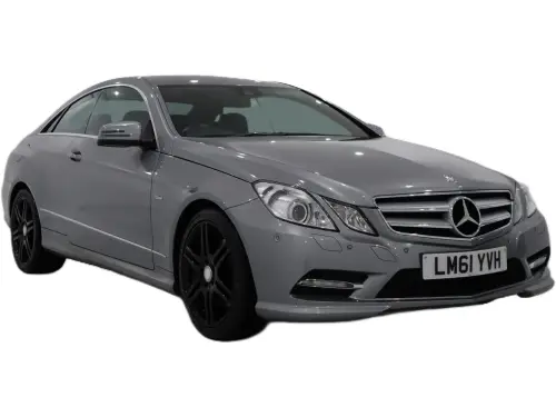 Mercedes-Benz E LM61 YVH
