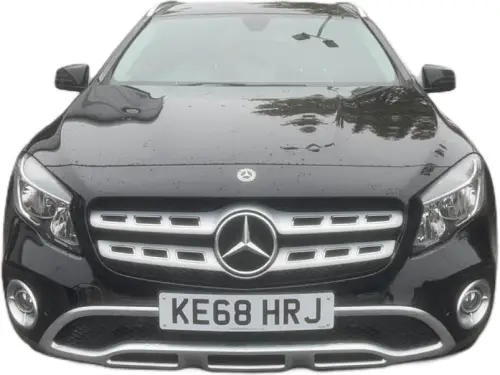 Mercedes-Benz GLA KE68 HRJ