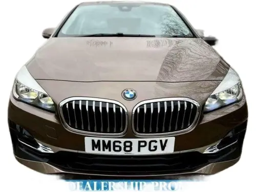 BMW 220i Luxury Auto MM68 PGV