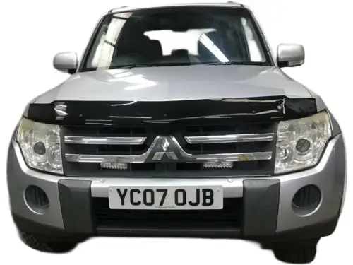 Mitsubishi Shogun Equippe DI-D SWB YC07 OJB