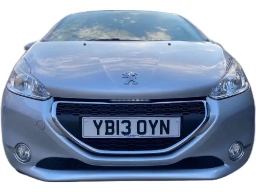 Peugeot 208 YB13 OYN