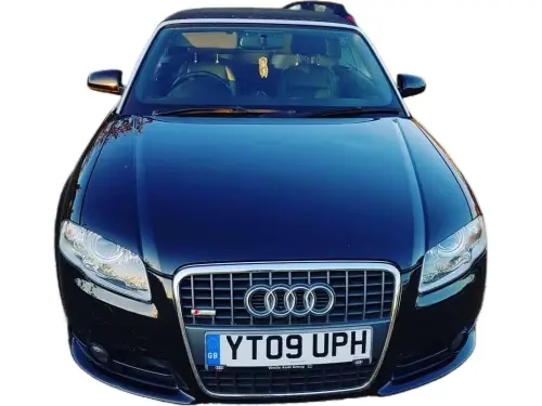 Audi A4 YT09 UPH