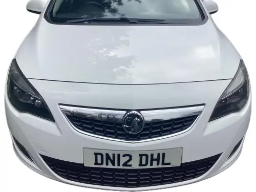 Vauxhall Astra DN12 DHL