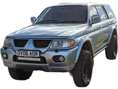 Mitsubishi Shogun Sport OV06 AOR