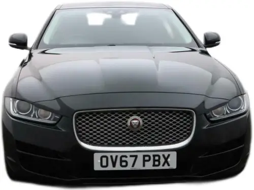 Jaguar XE Portfolio D AWD Auto OV67 PBX