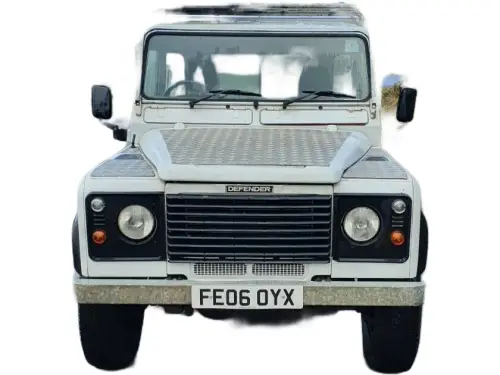 Land Rover Defender FE06 OYX