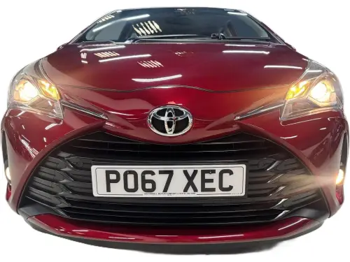 Toyota Yaris PO67 XEC