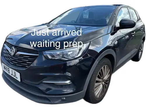 Mercedes-Benz GLA WH18 JJL