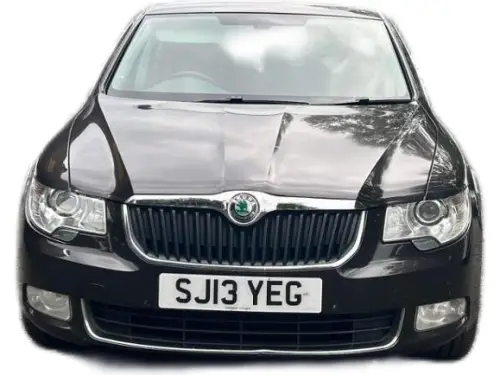 Škoda Superb SJ13 YEG