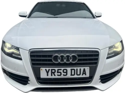 Audi A4 YR59 DUA
