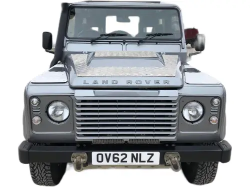 Land Rover Defender OV62 NLZ