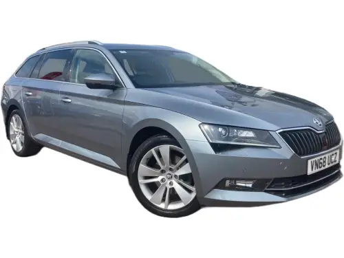 Škoda Superb VN68 UCZ