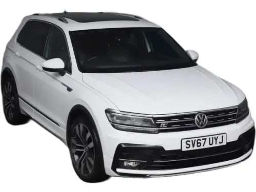 Volkswagen Tiguan SV67 UYJ