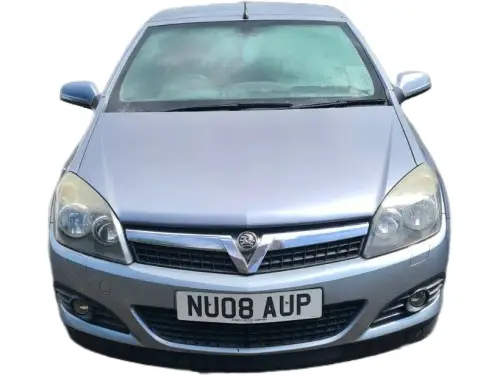 Vauxhall Astra Twin Top Sport NU08 AUP