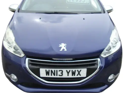 Peugeot 208 WN13 YWX
