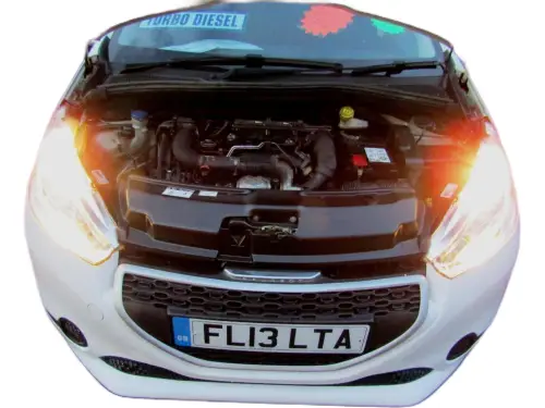 Peugeot 208 FL13 LTA