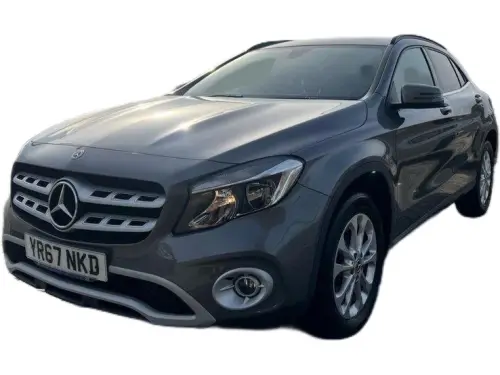 Mercedes-Benz GLA YR67 NKD