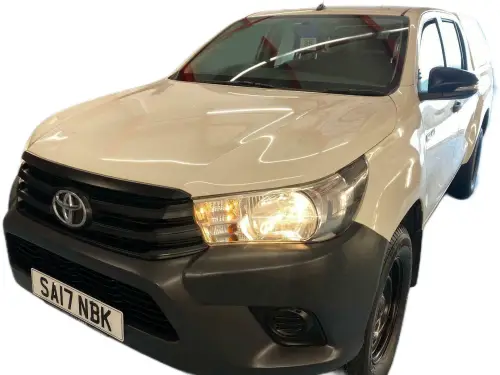 Toyota Hilux Active D-4D 4WD DCB SA17 NBK