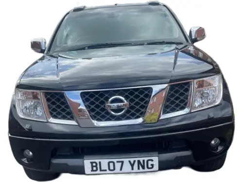 Nissan Navara BL07 YNG