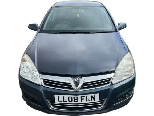 Vauxhall Astra LL08 FLN