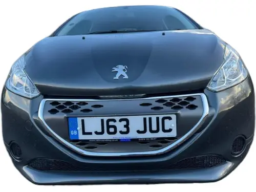 Peugeot 208 LJ63 JUC