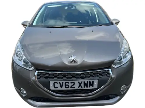 Peugeot 208 Allure HDi CV62 XWM