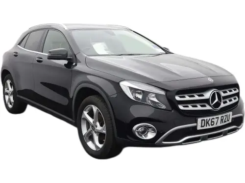 Mercedes-Benz GLA DK67 RZU