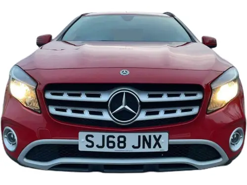 Mercedes-Benz GLA 200 SE SJ68 JNX