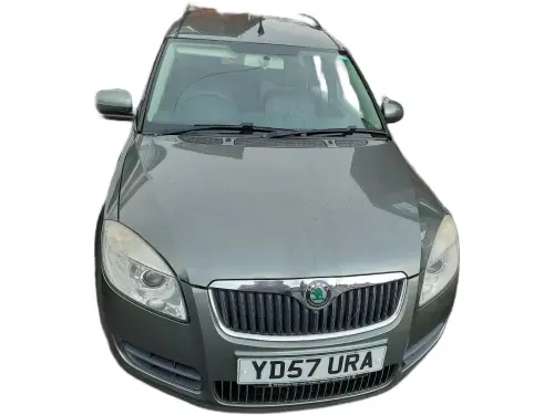 Škoda Roomster 2 16v 105 YD57 URA