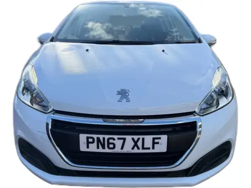 Peugeot 208 PN67 XLF