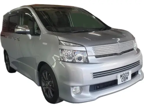 Toyota Voxy MD09 OBM