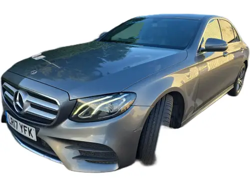 Mercedes-Benz E LR17 YFK