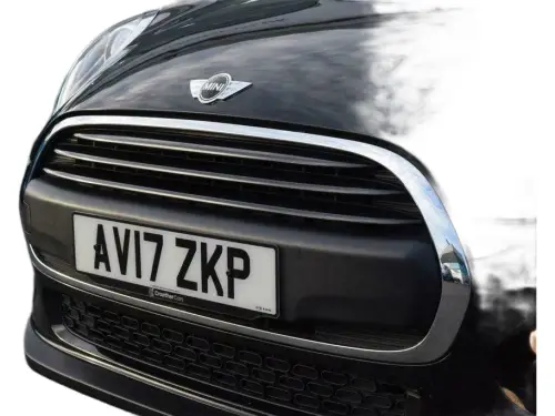 MINI ONE D AV17 ZKP