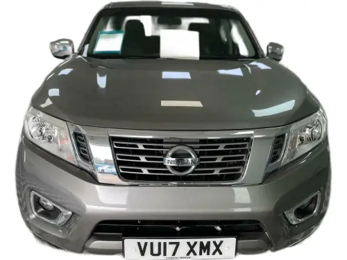 Nissan Navara Acenta dCi VU17 XMX
