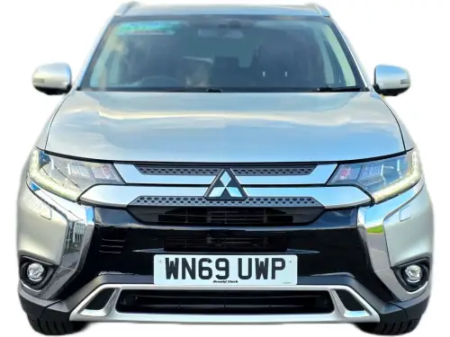 Mitsubishi Outlander Exceed CVT WN69 UWP