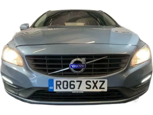 Volvo V60 Business Edition Lux D4 A RO67 SXZ