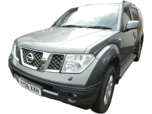 Nissan Pathfinder T-Spec dCi 174 HY06 XXH