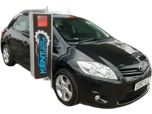 Toyota Auris TR GU60 VLG