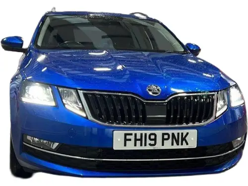 Škoda Octavia FH19 PNK